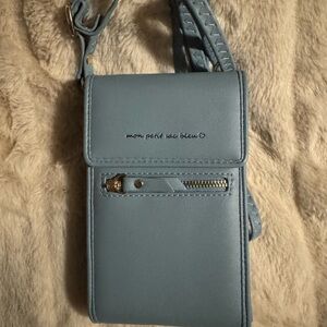 Cute crossbody 💜💜💜